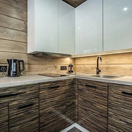 Apartment Na Stromym Wzgorzu Z Prywatna Sauna I Balia Z Widokiem Na Gory 800 M Npm Szczyrk