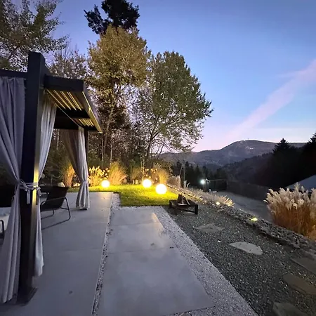 Na Stromym Wzgorzu Z Prywatna Sauna I Balia Z Widokiem Na Gory 800 M Npm Szczyrk