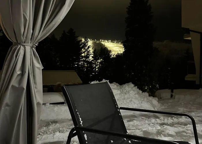 Apartment Na Stromym Wzgorzu Z Prywatna Sauna I Balia Z Widokiem Na Gory 800 M Npm Szczyrk