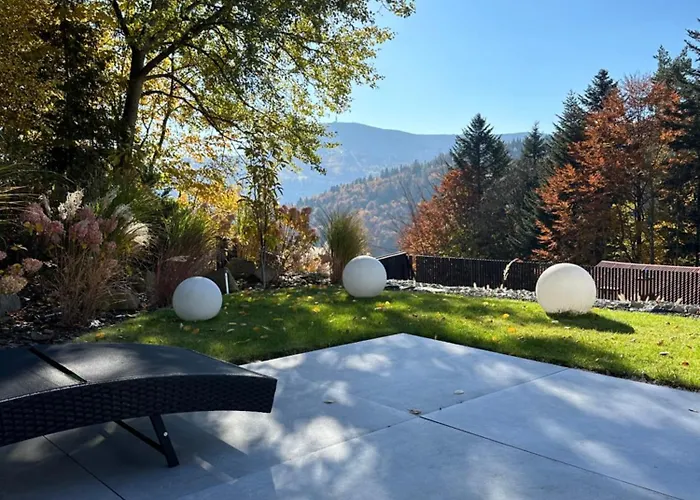 Na Stromym Wzgorzu Z Prywatna Sauna I Balia Z Widokiem Na Gory 800 M Npm Szczyrk