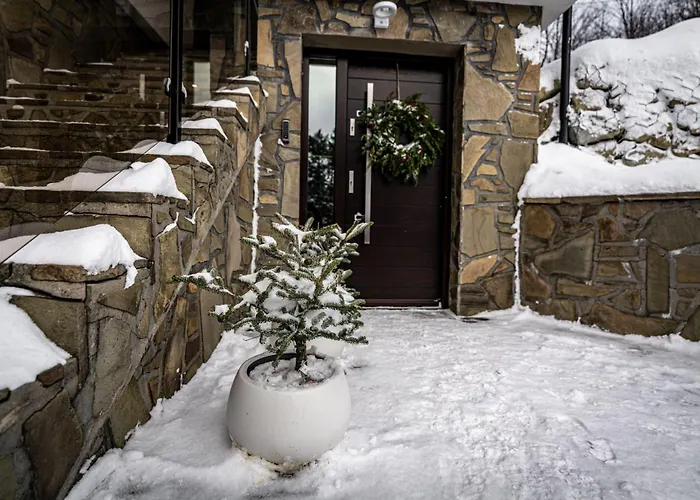 Na Stromym Wzgorzu Z Prywatna Sauna I Balia Z Widokiem Na Gory 800 M Npm * Szczyrk